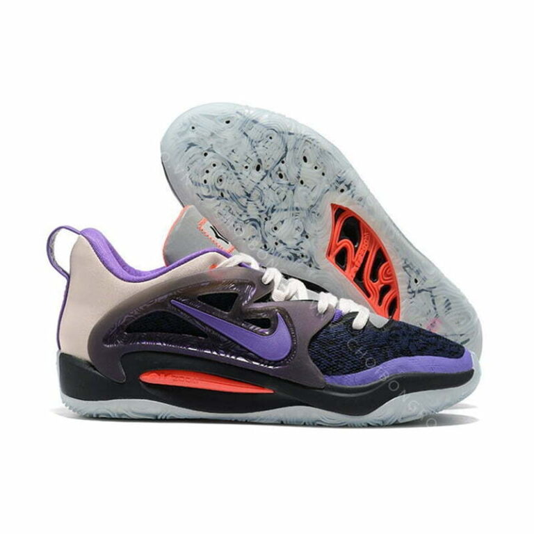 Nike KD 15 'Charles Douthit'
  - Đen tím