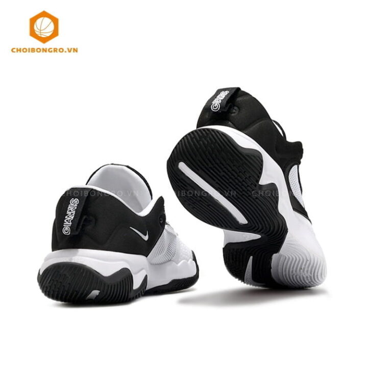 	Nike Giannis Immortality 3
  - Đen trắng - Hình ảnh 2