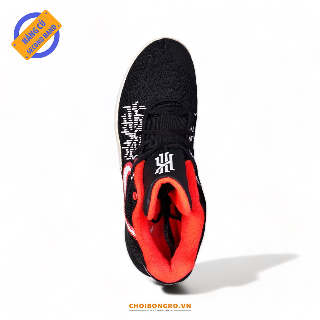 Kyrie flytrap hot sale 2 giá