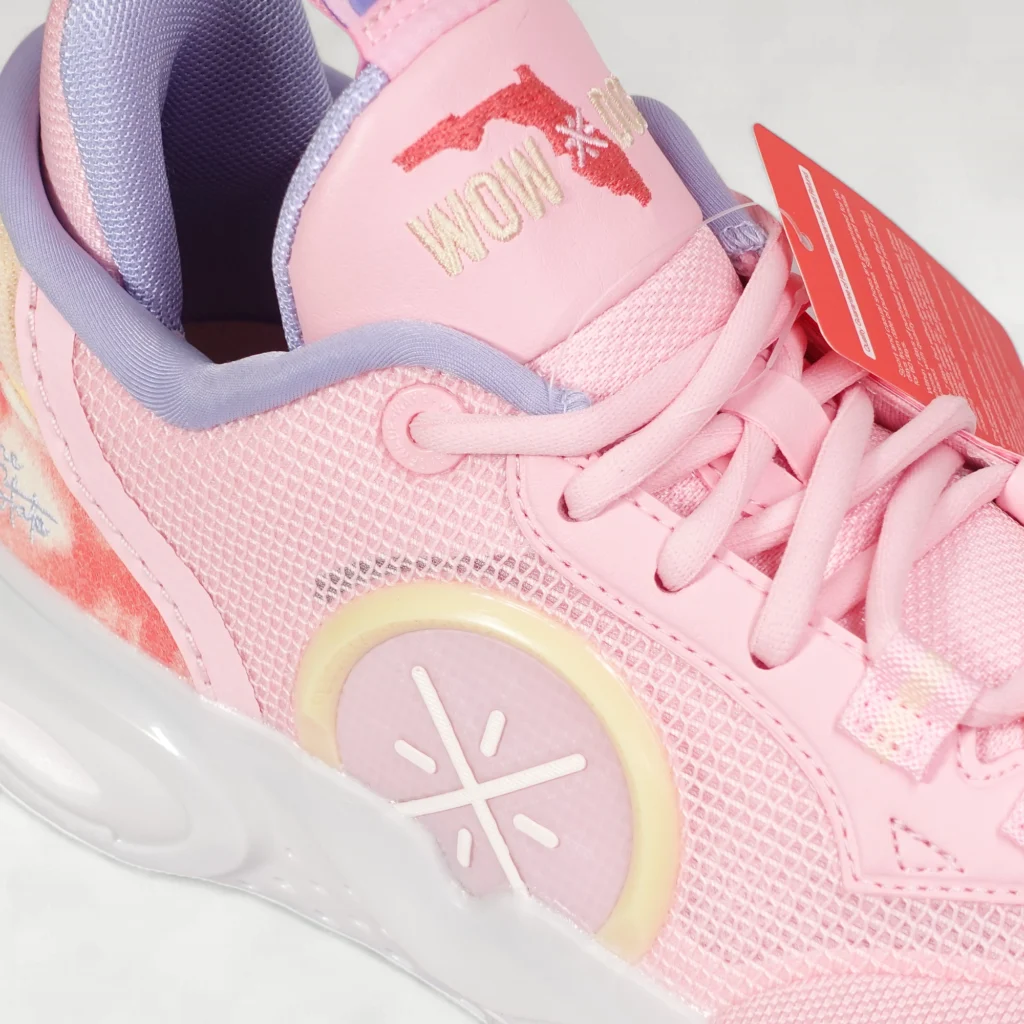 Khung TPU ở cạnh ngoài giày Li-Ning Wade All City 12 tăng cường khả năng chống lật