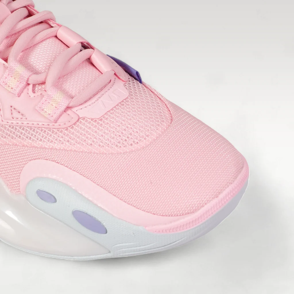 Hệ thống Pro Bar Loc trên Li-Ning Wade All City 12 giúp ổn định bàn chân trước