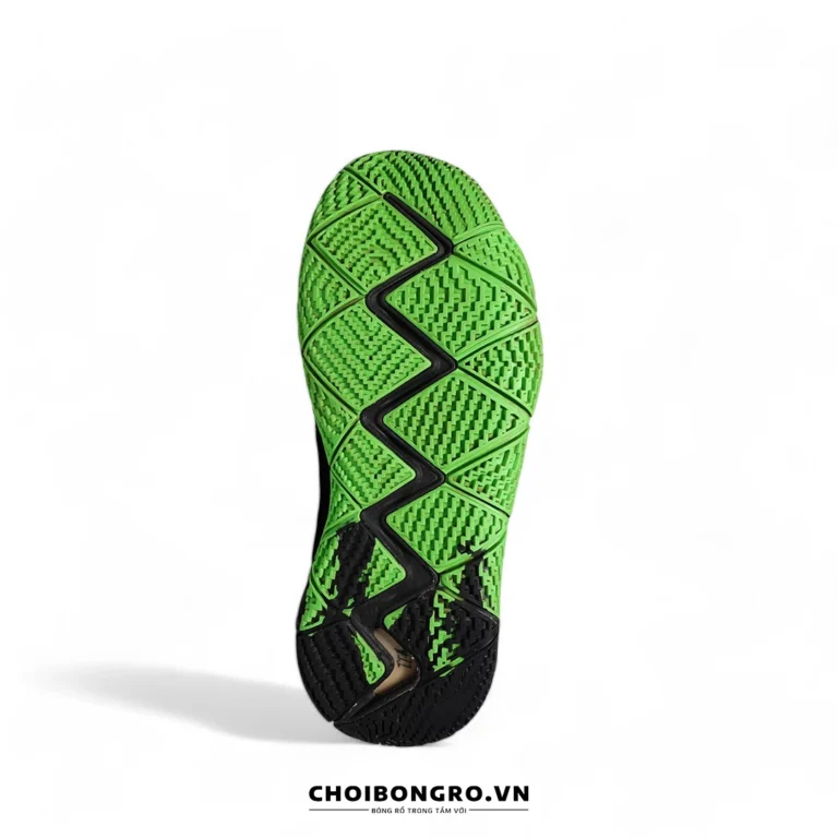 Giày bóng rổ Like-New chính hãng Nike
  Kyrie 4 Halloween 943807-012 - Hình ảnh 2